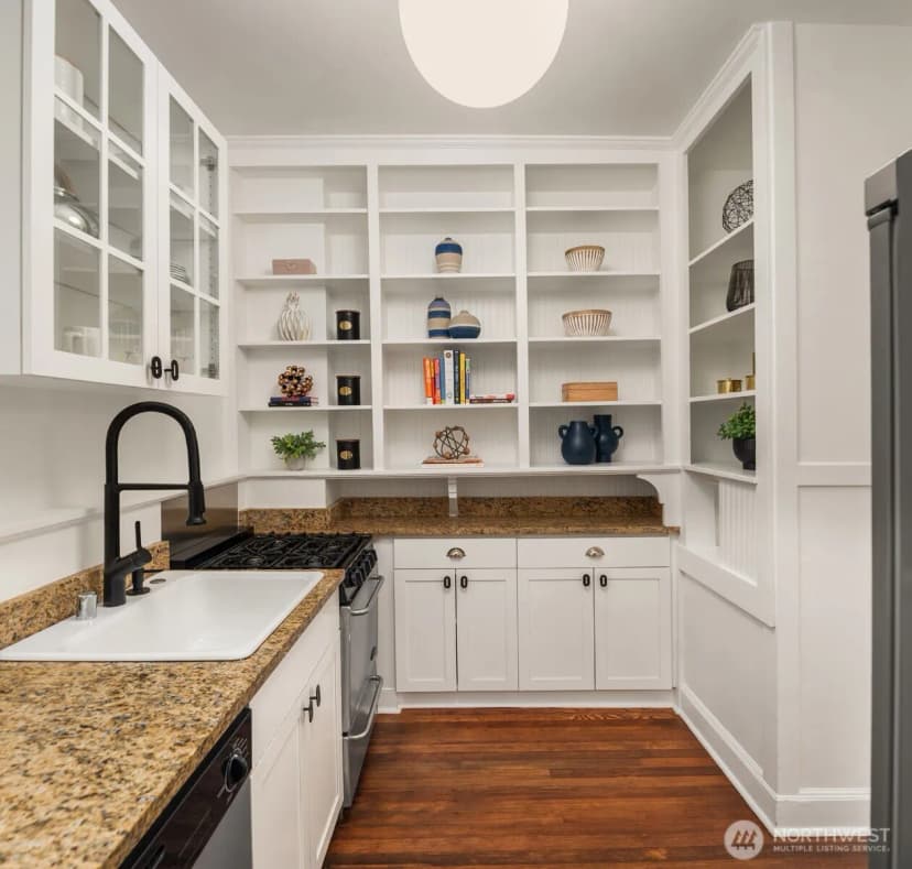 Property photo for 129 Warren Avenue N #g, Seattle photo 8