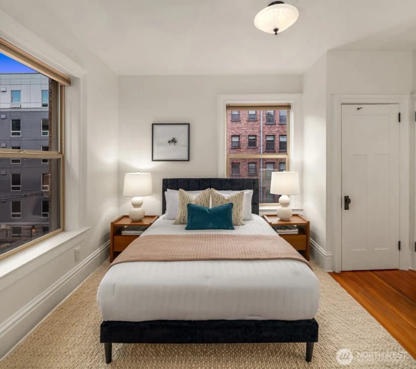 Property photo for 129 Warren Avenue N #g, Seattle photo 10