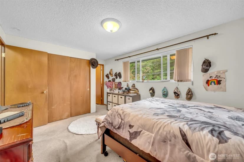 Property photo for 302 N 188th Street, Shoreline photo 22