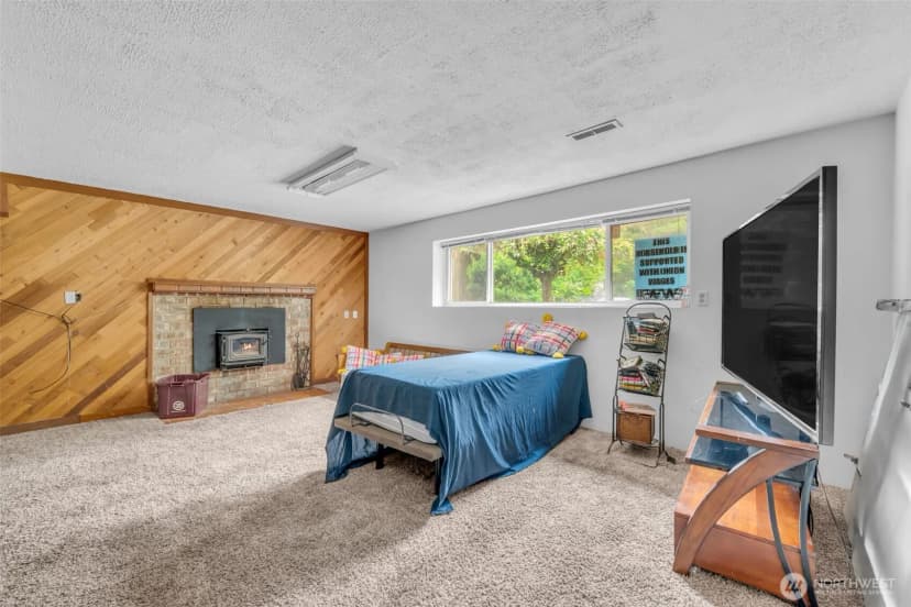 Property photo for 302 N 188th Street, Shoreline photo 19