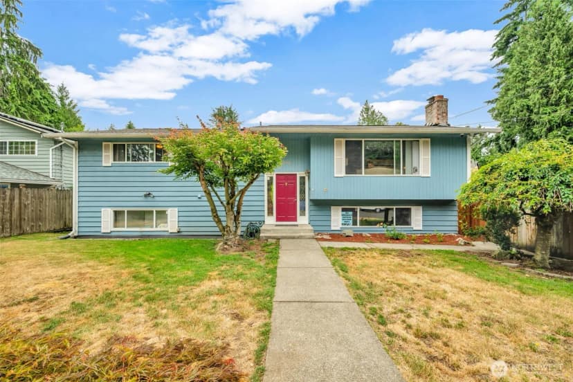 Property photo for 302 N 188th Street, Shoreline photo 28