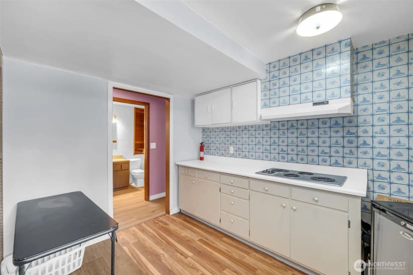 Property photo for 302 N 188th Street, Shoreline photo 18