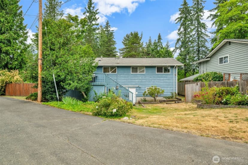 Property photo for 302 N 188th Street, Shoreline photo 33