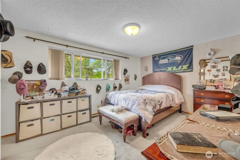 Property photo for 302 N 188th Street, Shoreline photo 21