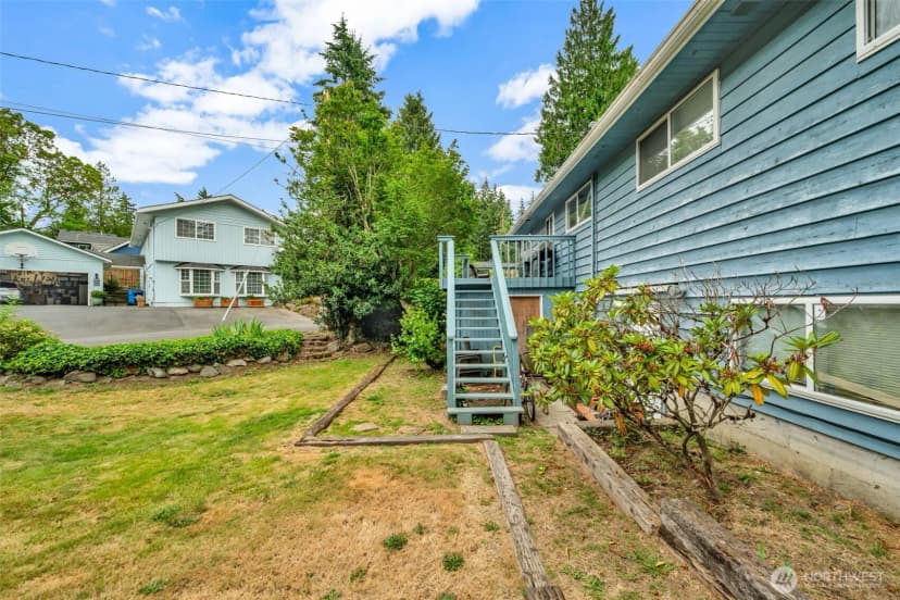 Property photo for 302 N 188th Street, Shoreline photo 31