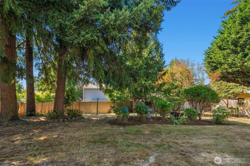 Property photo for 19411 136th Place Se, Renton photo 13