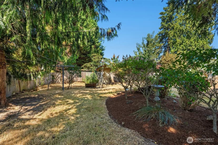 Property photo for 19411 136th Place Se, Renton photo 16