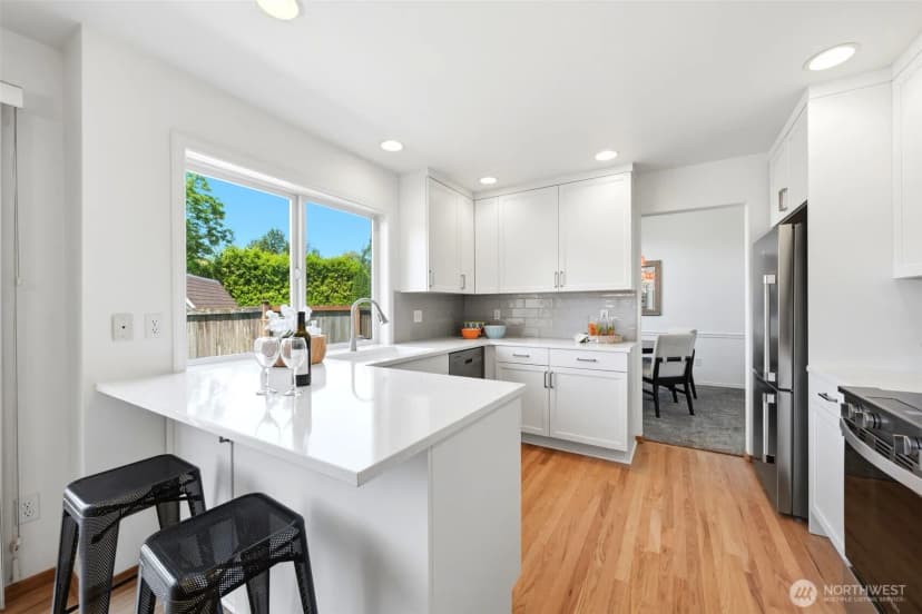 Property photo for 18016 27th Drive Se, Bothell photo 10
