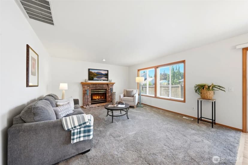 Property photo for 18016 27th Drive Se, Bothell photo 14