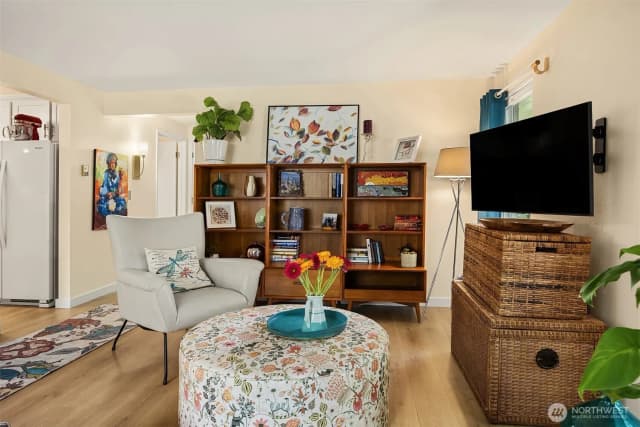Property photo for 242 4th Avenue S #1, Edmonds photo 5