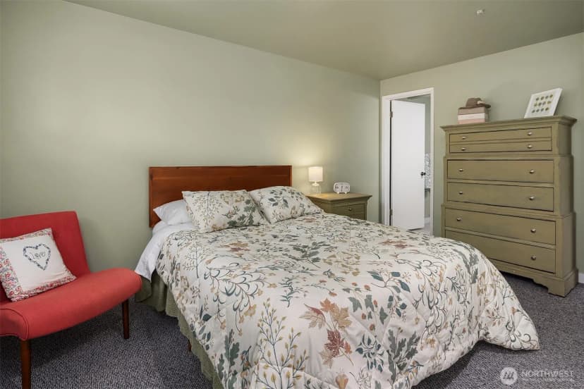 Property photo for 242 4th Avenue S #1, Edmonds photo 13