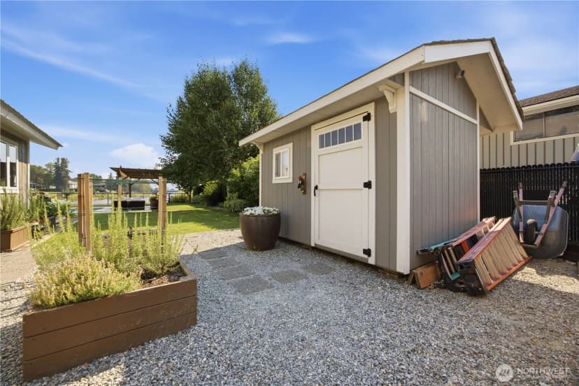 Property photo for 128 Eveline Street, Pateros photo 37