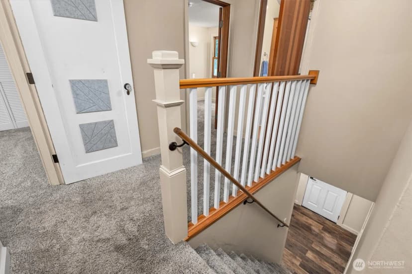 Property photo for 8233 Ne 169th Street, Kenmore photo 12