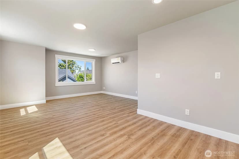 Property photo for 607 Illinois Street, Bellingham photo 35