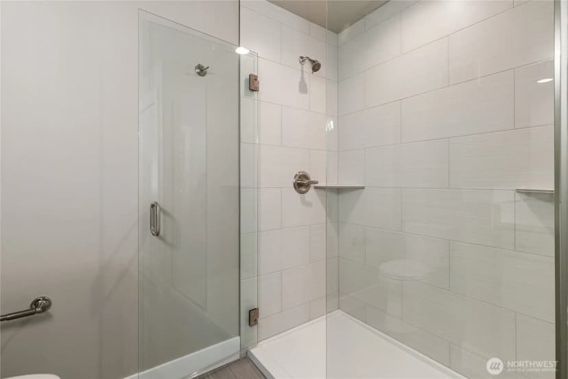 Property photo for 607 Illinois Street, Bellingham photo 32