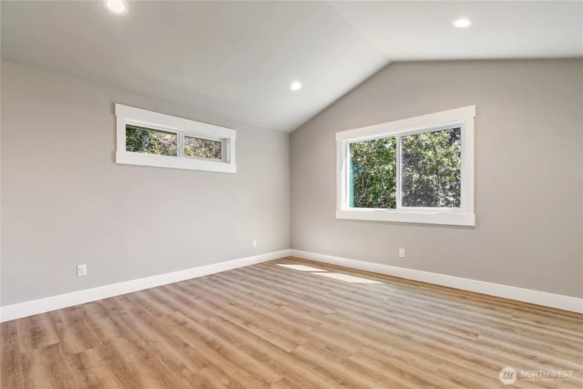 Property photo for 607 Illinois Street, Bellingham photo 28