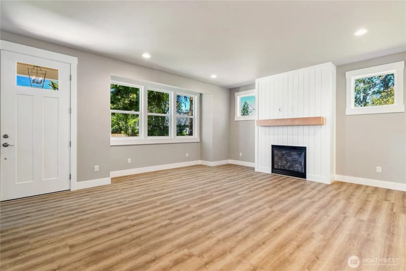 Property photo for 607 Illinois Street, Bellingham photo 13