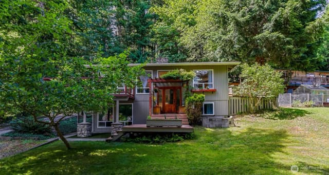 Property photo for 400 Sudden Valley Drive, Bellingham photo 2