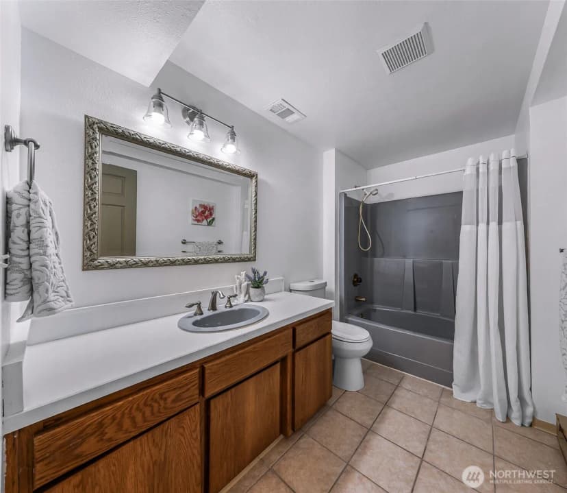 Property photo for 400 Sudden Valley Drive, Bellingham photo 24