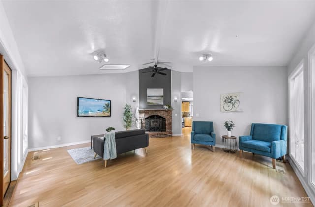 Property photo for 400 Sudden Valley Drive, Bellingham photo 5