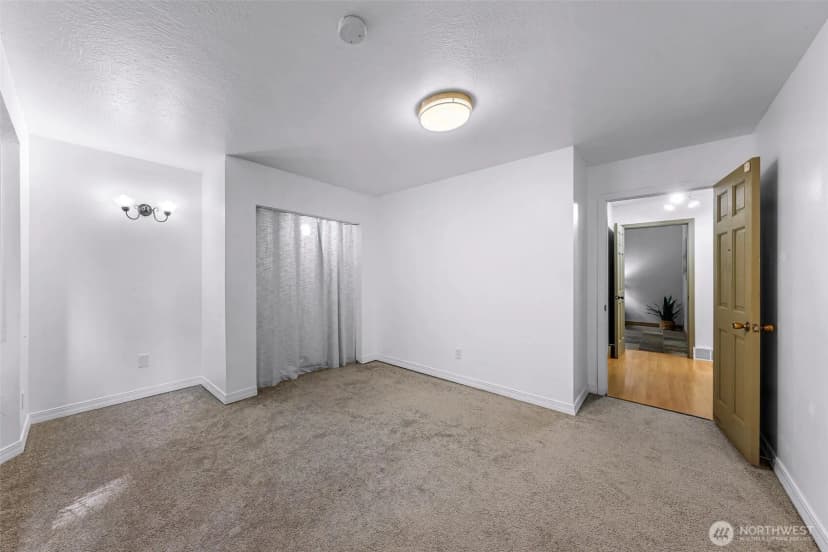 Property photo for 400 Sudden Valley Drive, Bellingham photo 21