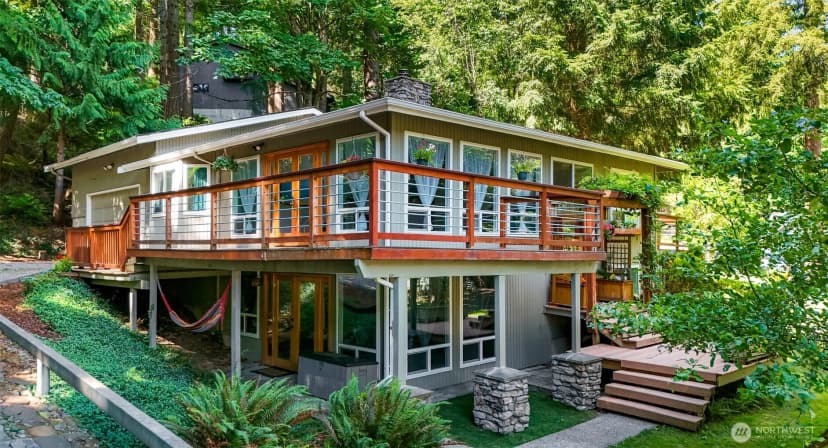 Property photo for 400 Sudden Valley Drive, Bellingham