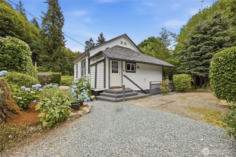 Property photo for 45940 Albert Street, Concrete photo 27