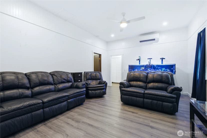 Property photo for 45940 Albert Street, Concrete photo 13