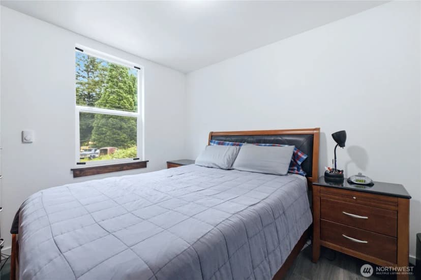 Property photo for 45940 Albert Street, Concrete photo 16