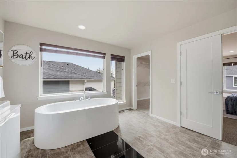 Property photo for 16005 57th Avenue W, Edmonds photo 17