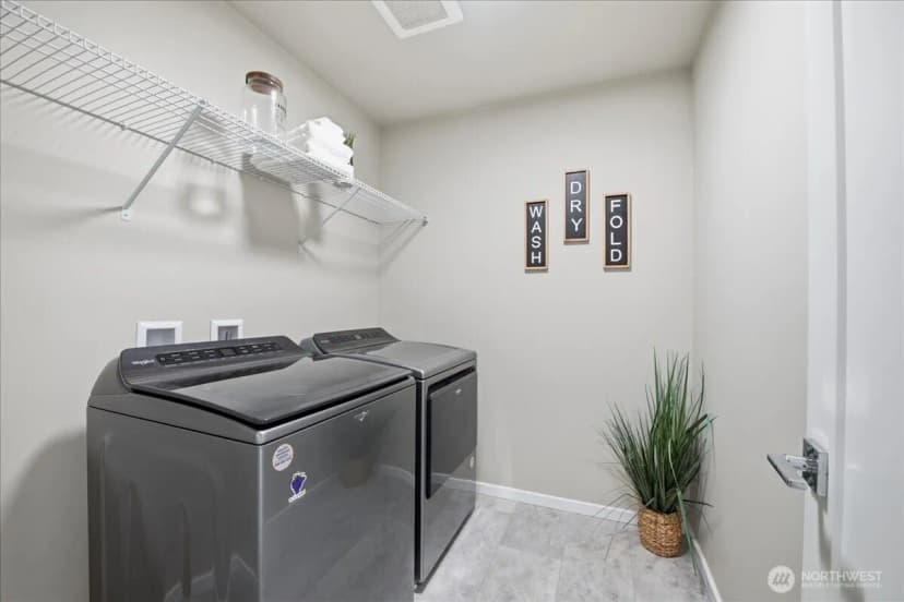 Property photo for 16005 57th Avenue W, Edmonds photo 33