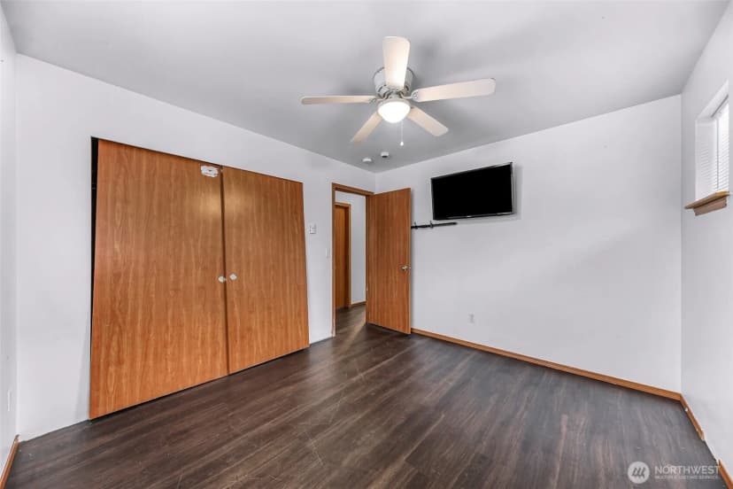 Property photo for 5232 Larrabee Way, Mount Vernon photo 28