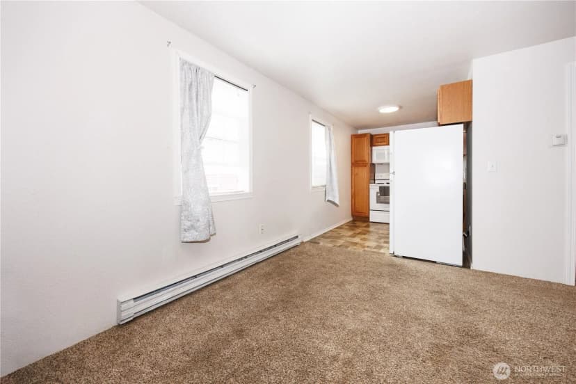 Property photo for 136 First Street, Sumas photo 11