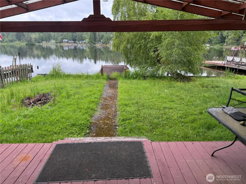 Property photo for 32118 Benbow Drive E, Graham photo 24