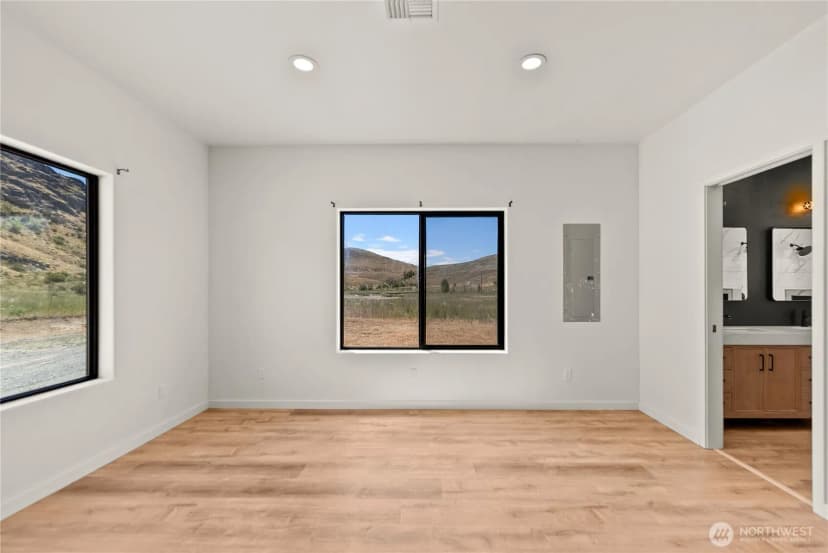 Property photo for 701 North Star, Brewster photo 12