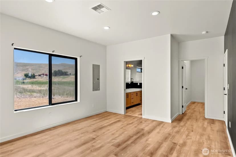 Property photo for 701 North Star, Brewster photo 13