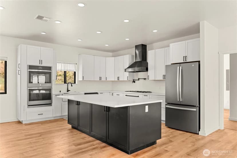 Property photo for 701 North Star, Brewster photo 5