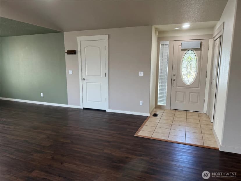 Property photo for 32305 I Street, Ocean Park photo 9