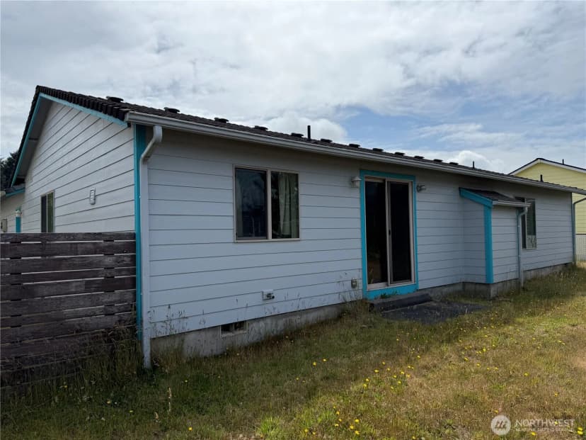 Property photo for 32305 I Street, Ocean Park photo 22