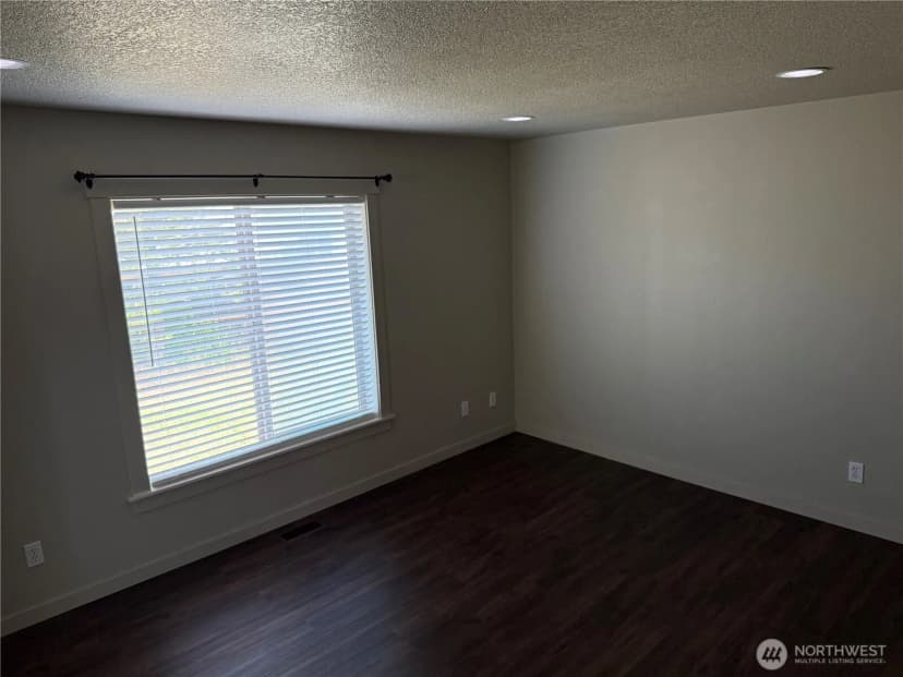 Property photo for 32305 I Street, Ocean Park photo 17