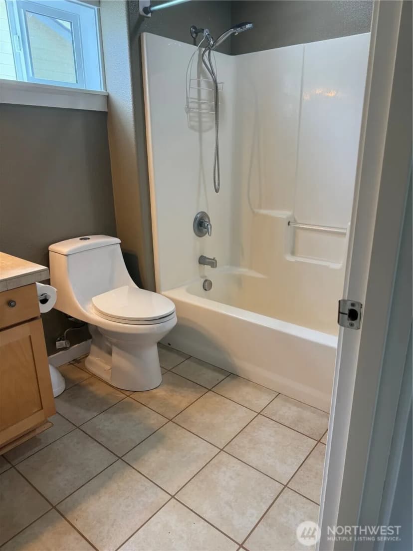 Property photo for 32305 I Street, Ocean Park photo 16