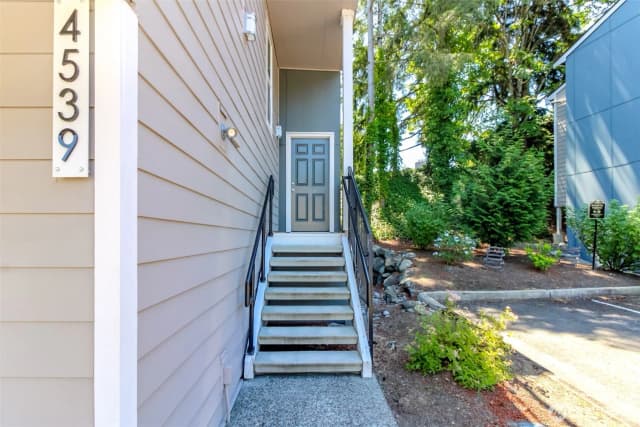 Property photo for 4539 S 248th Place #16c4, Kent photo 2