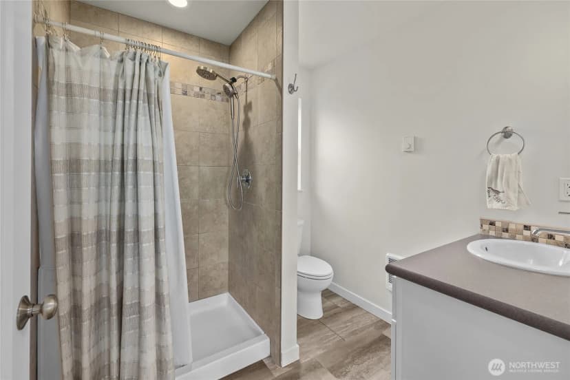 Property photo for 308 W 1st Avenue, Kittitas photo 21