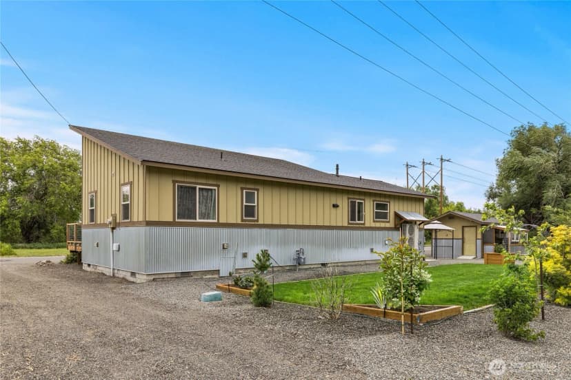Property photo for 308 W 1st Avenue, Kittitas photo 25