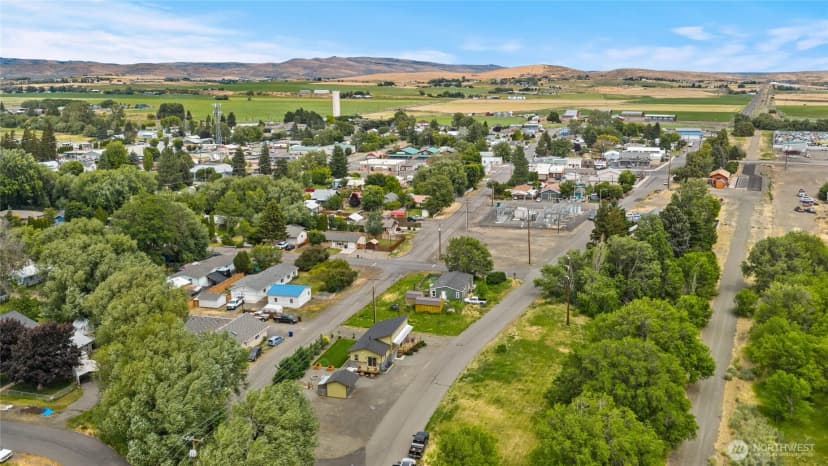 Property photo for 308 W 1st Avenue, Kittitas photo 36