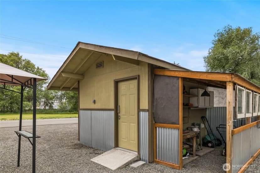 Property photo for 308 W 1st Avenue, Kittitas photo 29