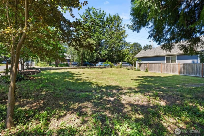 Property photo for 1814 Garfield Avenue Nw, Olympia photo 14