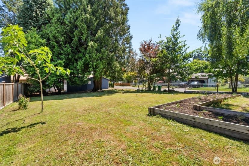 Property photo for 1814 Garfield Avenue Nw, Olympia photo 16