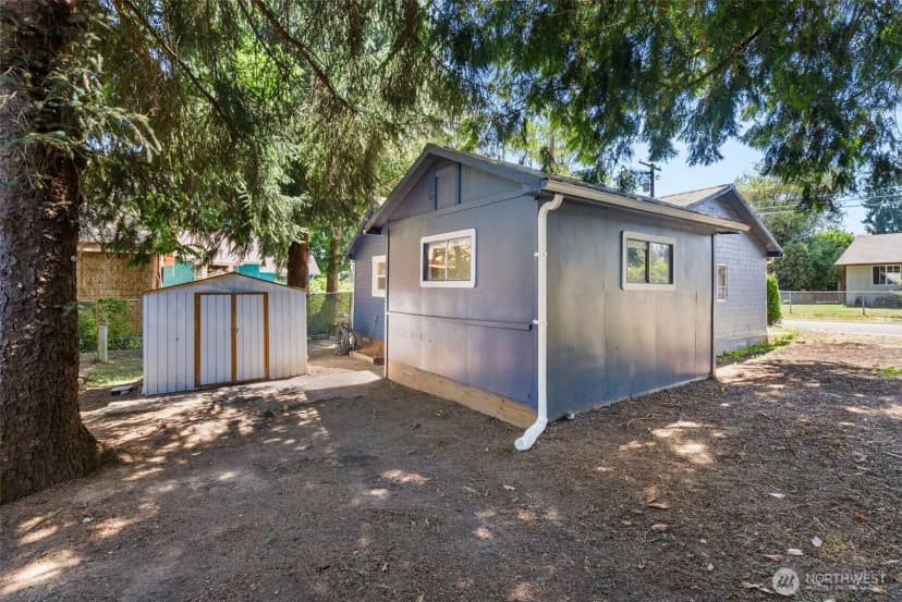Property photo for 1814 Garfield Avenue Nw, Olympia photo 18