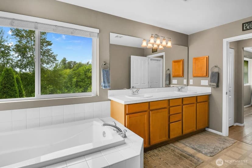 Property photo for 2412 84th Avenue Ne, Lake Stevens photo 19